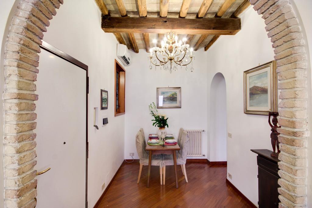 Stunning Pantheon Apartment Roma Camera foto