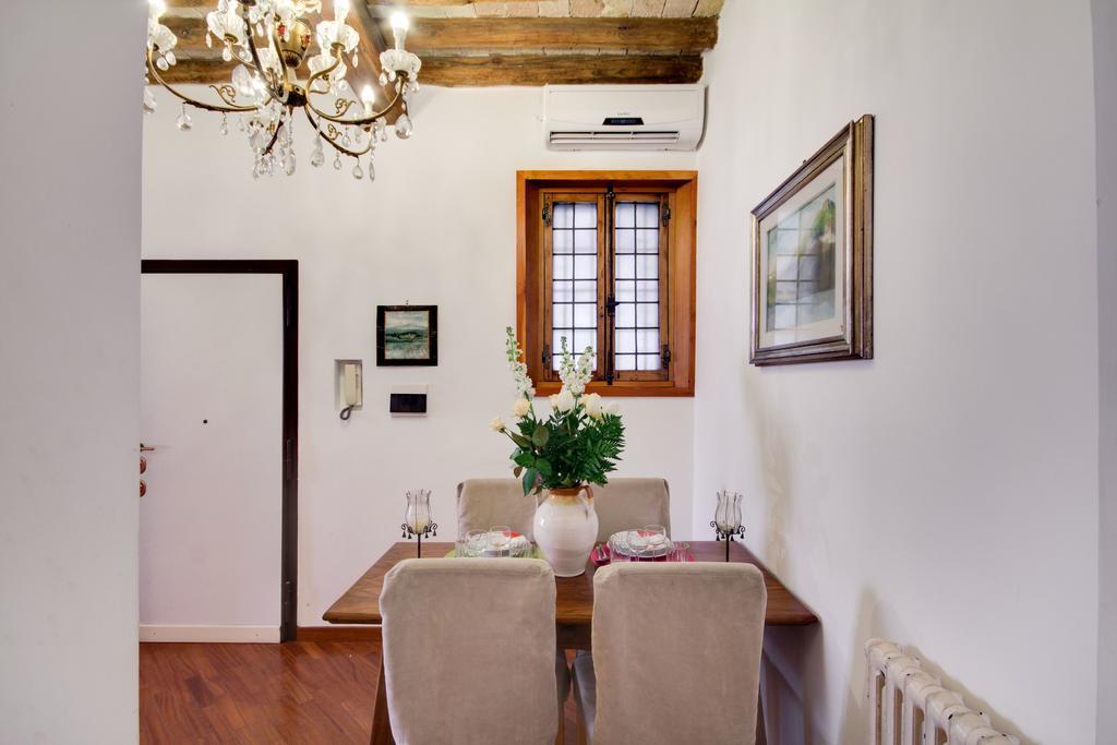 Stunning Pantheon Apartment Roma Camera foto